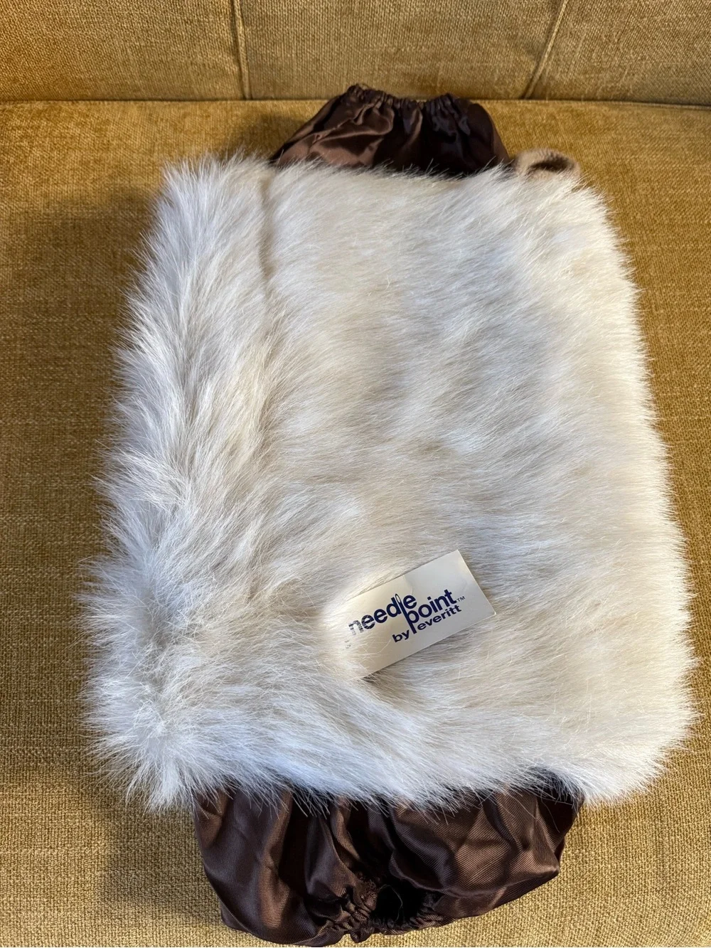 Unique Cream Faux Fur  hand warmer NEW with tag